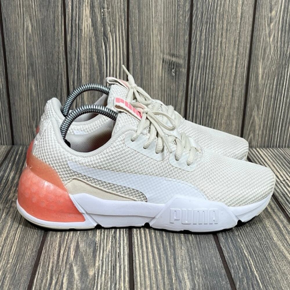 PUMA Women's White and Pink Sneakers